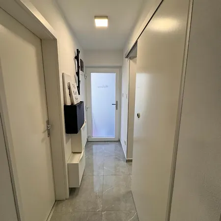 Apartmani Lily Zagreb Exterior photo
